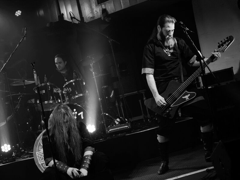 Live im Sojus 7 - Monheim (Adrian, Constantin, Albert) Die Pagan Black Metal Band Blakylle live im Sojus 7 Monheim