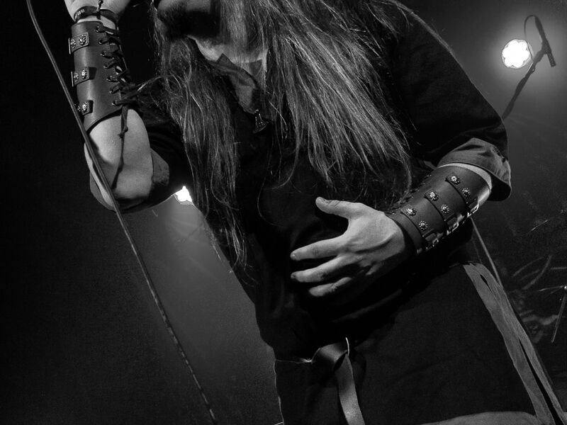 Live im Sojus 7 - Monheim (Adrian) Adrian, der Sänger der Pagan Black Metal Band Blakylle live im Sojus 7 Monheim